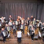 Jubiläumskonzert Foto vom Orchester auf der Bühne
